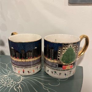 Anthropologie A New York Holiday set of mugs